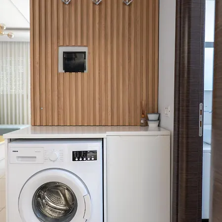 Domi Luxury View In *