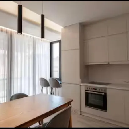 Domi Luxury View In Apartament Saranda