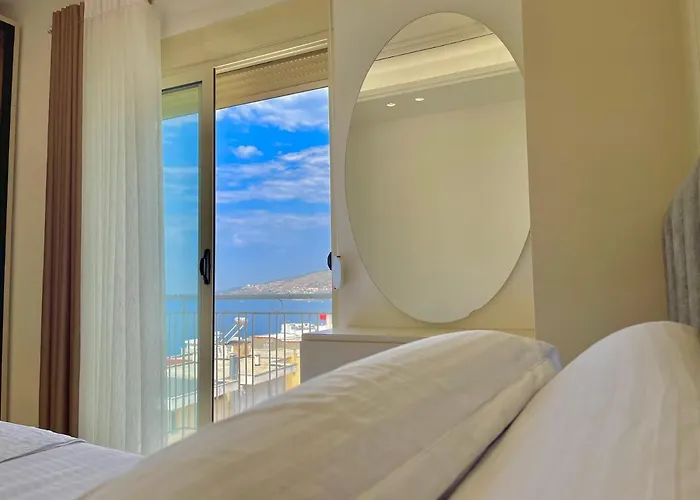 Domi Luxury View In