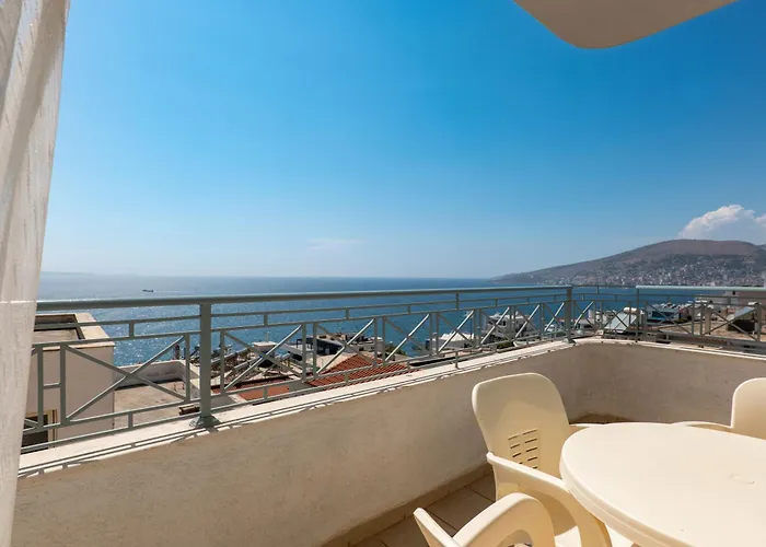Domi Luxury View In Sarandë