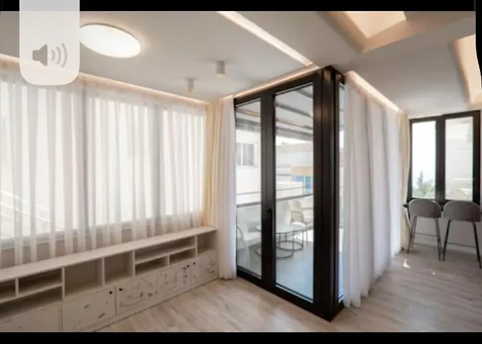 Domi Luxury View In Sarandë