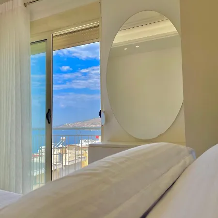 Domi Luxury View In