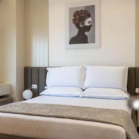 Domi Luxury View In Sarandë