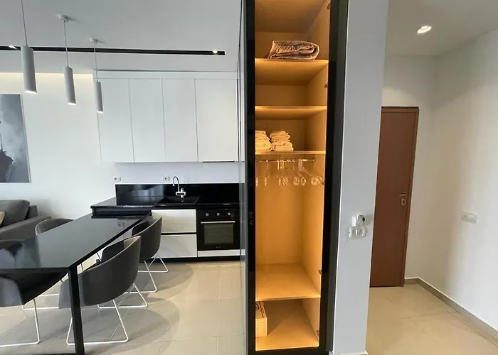 Domi Luxury View In Sarandë